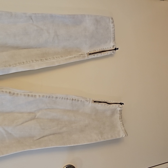 CHICO'S Creamy Tan Platinum Denim Zipper Leg Cropped Jeans - Picture 3 of 8